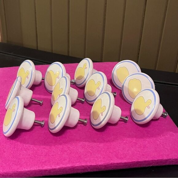 Lillian Vernon LVC 1987 Vintage Rubber Duck Porcelain Drawer Pulls 12 - Picture 3 of 12